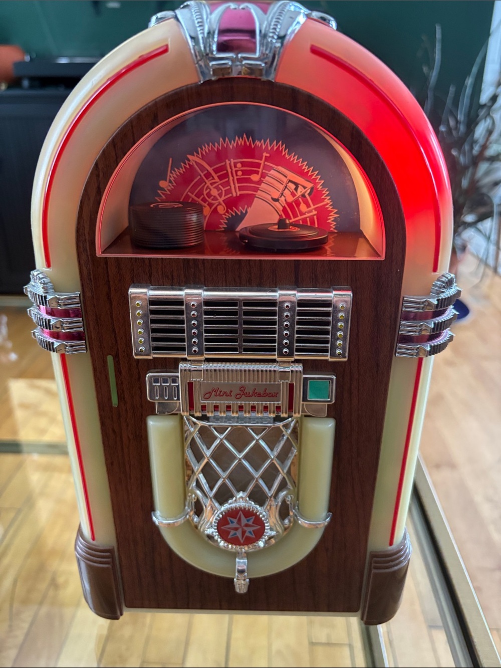 Retro Mini Jukebox